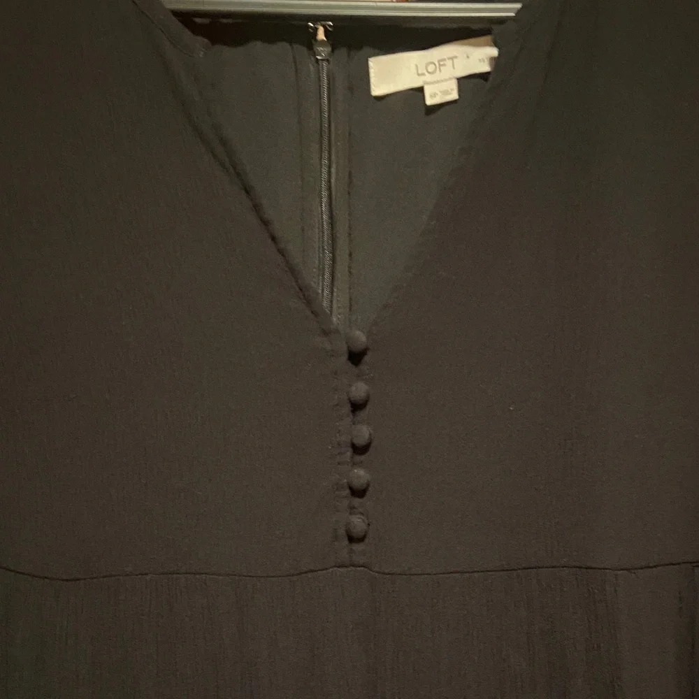 Ann Taylor Loft Black Tiered Midi Dress
Size SP - Picture 5 of 8